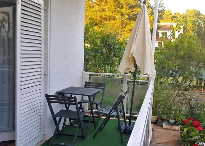Апартаменти Angelo Apartment, In The Quiet Part Of